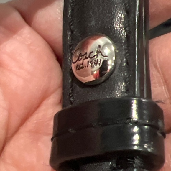 Vintage Coach Black Leather Shoulder Bag - Picture 13 of 13